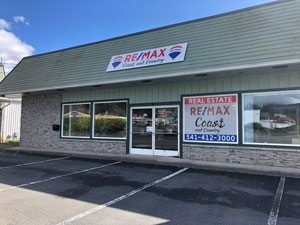 RE/MAX Coast and Country Harbor Office